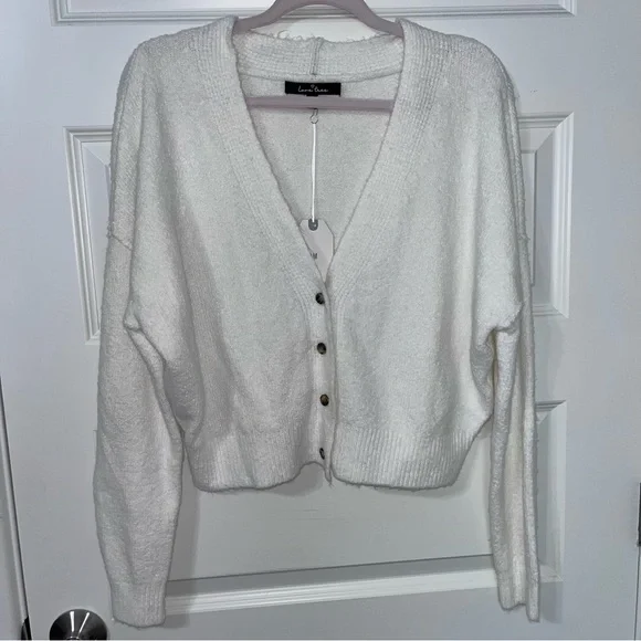 Love Tree White Cropped Cardigan Sweater Soft Long Sleeve Large New - Picture 5 of 8
